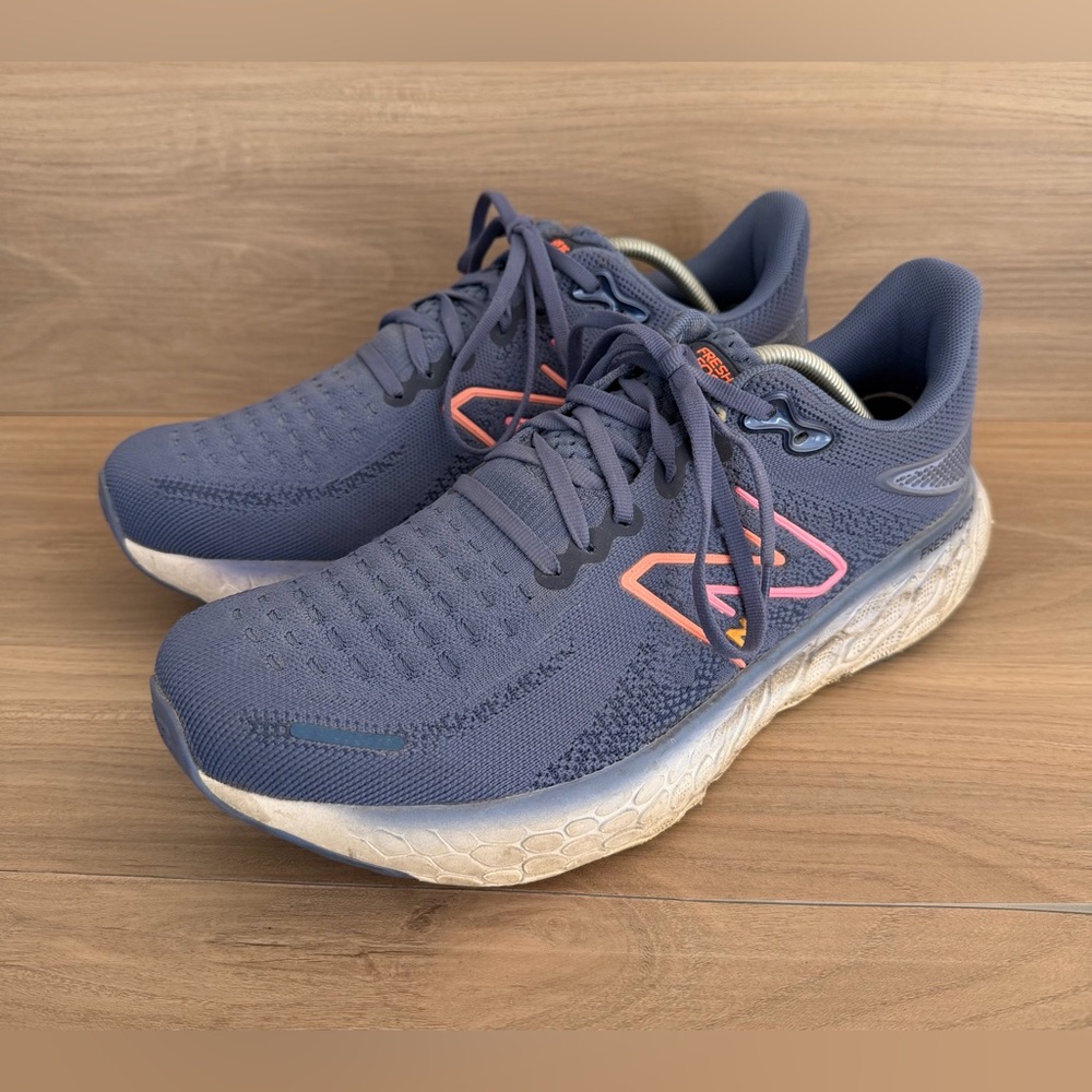 New Balance 1080v12 Blue Running Shoes W1080L12 Women’s Size 10.5 2E  No Insoles